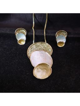 BeAbhika - Women's Abstract Layered Jewellery Set