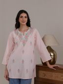 Pink color option, Currently selected