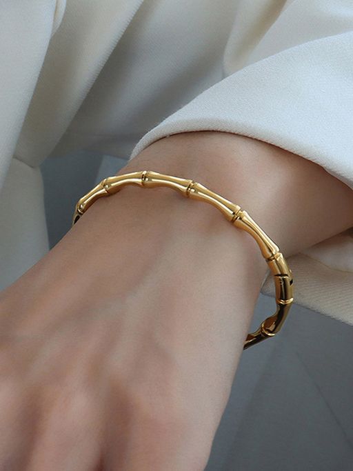 Jewels Galaxy Stainless Steel Gold Plated South Korean Anti Tarnish Bangle
