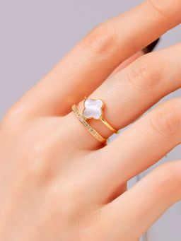 Jewels Galaxy - Gold Plated Anti Tarnish Stainless Steel Clover Ring