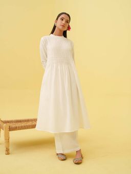 JITI - Blooming White Kurta with Palazzo (Set of 2)