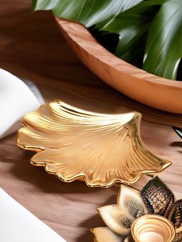 At Home by Nilkamal - Gingko Decorative Platter -Black & Gold