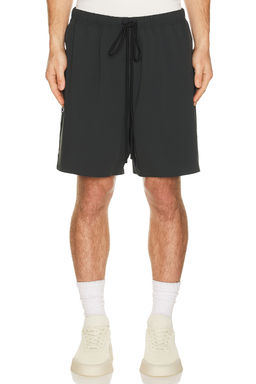 Fear of God ESSENTIALS - Classic Short