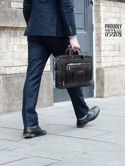 The Clownfish - Faux Leather Expandable 15.6 inch Laptop Messenger Bag - Black