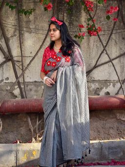 Sundarii - Boho Gamcha Mul Cotton Saree with Unstitched Blouse