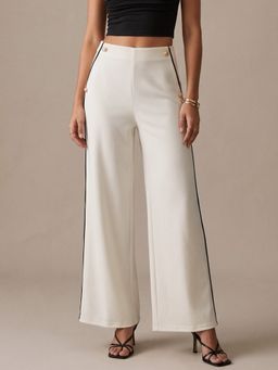Outzidr - White Contrast Trim Wide Leg Trousers