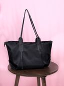 Black color option, Currently selected
