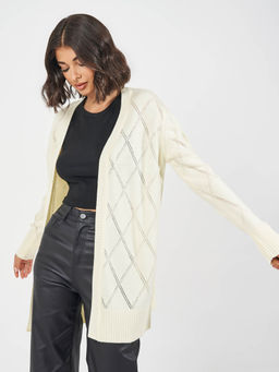 Styli - Women Off White Oversized Fit Diamond Knit Cardigan