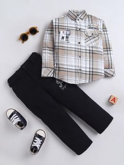 BT DEZINES - Boys Beige Cotton Blend Checks Shirt And Trouser Set With Graphic Patches