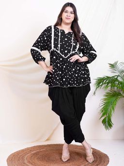 Deebaco - Black Heart Printed Tunic with Dhoti Plus Size Women
