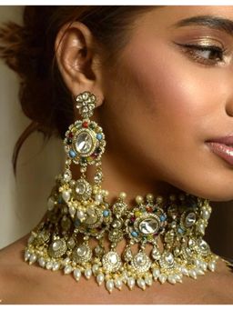 AMAARA JEWELS - Navaratna Sitara White Necklace with Earrings