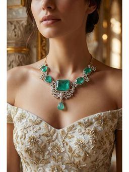 AMAARA JEWELS - Queen Verde Green Necklace with Earrings