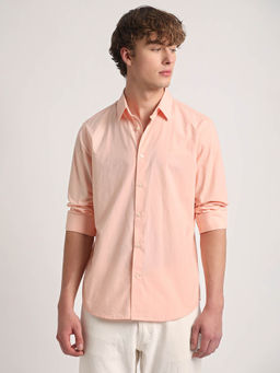 The Bear House - Men Peach Solid Slim Fit Cotton Casual Shirt