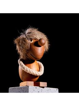 Gibox - Tribal Chief Miniature Small Vintage Decoration Figurine Brown Hair Wooden Showpiece