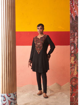 Lakshita - Midnight Black Embroidered Woollen Kurta For Women