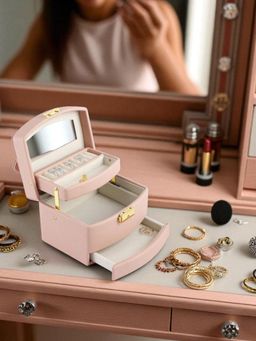 Aarvi Decor - Light Pink Faux Leather with Key Lock Jewellery Box