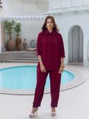 Maroon color option, Currently selected