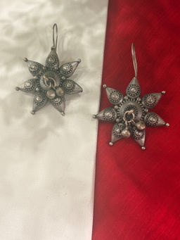 Niska - Saanvi Silver Earrings