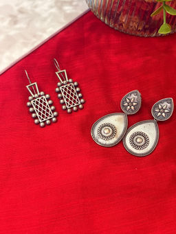 Niska - Silver Lunar Bloom Earrings (Pack of 2)