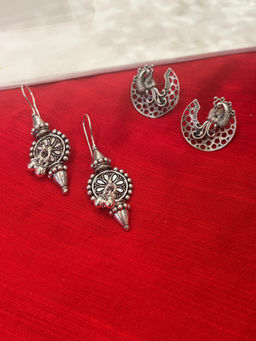 Niska - Silver Kundan Echo Earrings (Pack of 2)