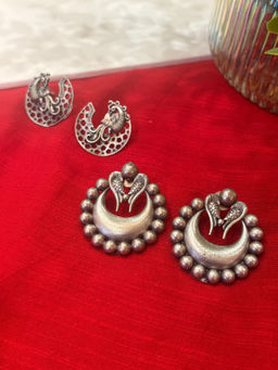 Niska - Silver Velvet Glint Earrings (Pack of 2)