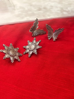 Niska - Silver Petal Grace Earrings (Pack of 2)