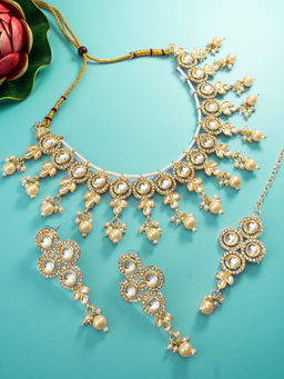 Aadita - Beige Gold Toned Plated Kundan Pearl Choker Jewellery (Set of 3)