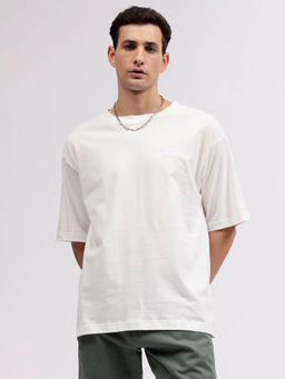 GANT - Men Off White Solid Round Neck Short Sleeves T-shirt