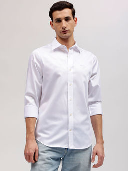 GANT - Men White Solid Spread Collar Full Sleeves Shirt