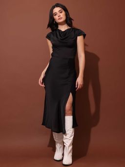 PURVAJA - Solid Fit and Flared Black Satin Dress