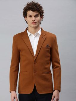 SHOWOFF - Men Tan Solid Single Breasted Blazer