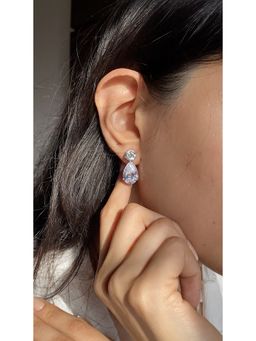 PRATA - Solitaire Teardrop White Earrings