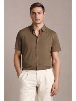 Louis Philippe - Brown Solid Regular Shirt