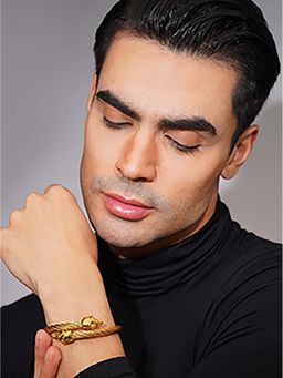 AANURA - 18K Gold-Plated Skull Cuff Waterproof Hypoallergenic Steel Bracelet
