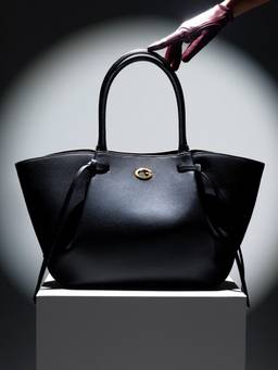 Guess - Allegra Girlfriend Structured Handbag