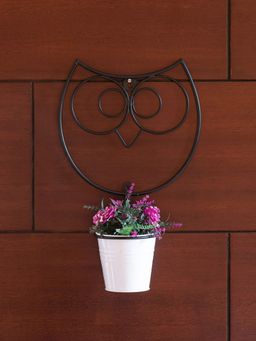 ExclusiveLane - Wide Eyed Owl Wall Planter Pot In Galvanized Iron (13 Inch, 1 Planter Pot)
