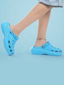 Teal color option, Currently selected