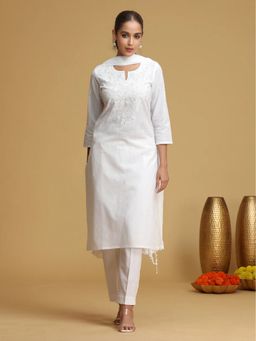 Cotton Culture - White Floral Embroidered Straight Kurta