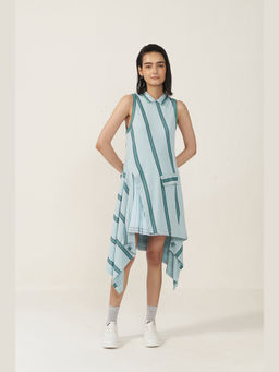 Muvazo - Everyday Luxe Drape Blue Midi Dress