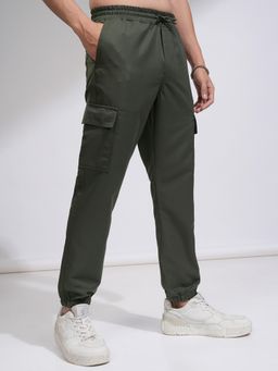 HIGHLANDER - Men Green Relaxed Fit Solid Polyester Blend Joggers
