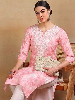 Vaamsi - Women Pink Cotton Blend Embroidered Printed Straight Kurta