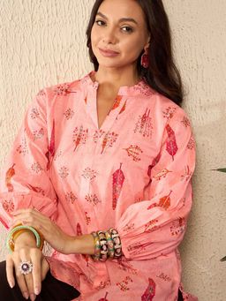 Vaamsi - Women Pink Cotton Blend Printed Regular Top