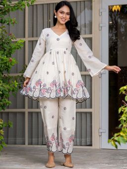 HOUSE OF JAMOTI - Meadow Mist Tunic with Pant Co-ord (Set of 2)