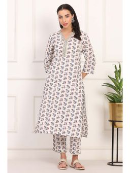 W - Viscose Floral V-Neck Kurta with Pant (Set of 2)