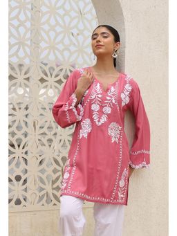 HOUSE OF KARI - Saba Embroidered Chikankari Short Kurti - Peach
