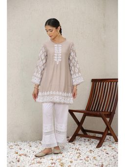 HOUSE OF KARI - Saba Embroidered Chikankari Short Kurti - Beige
