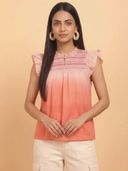 Pink color option, Currently selected