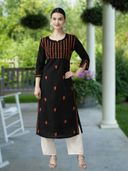 Black color option, Currently selected