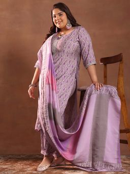 Extra love by Libas - Plus Size Women Purple Printed Silk Blend Straight Kurta Sets for Women