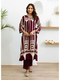 Autumnlane - Sargun Mulberry Digital Printed Kurta and Pant (Set of 2)
